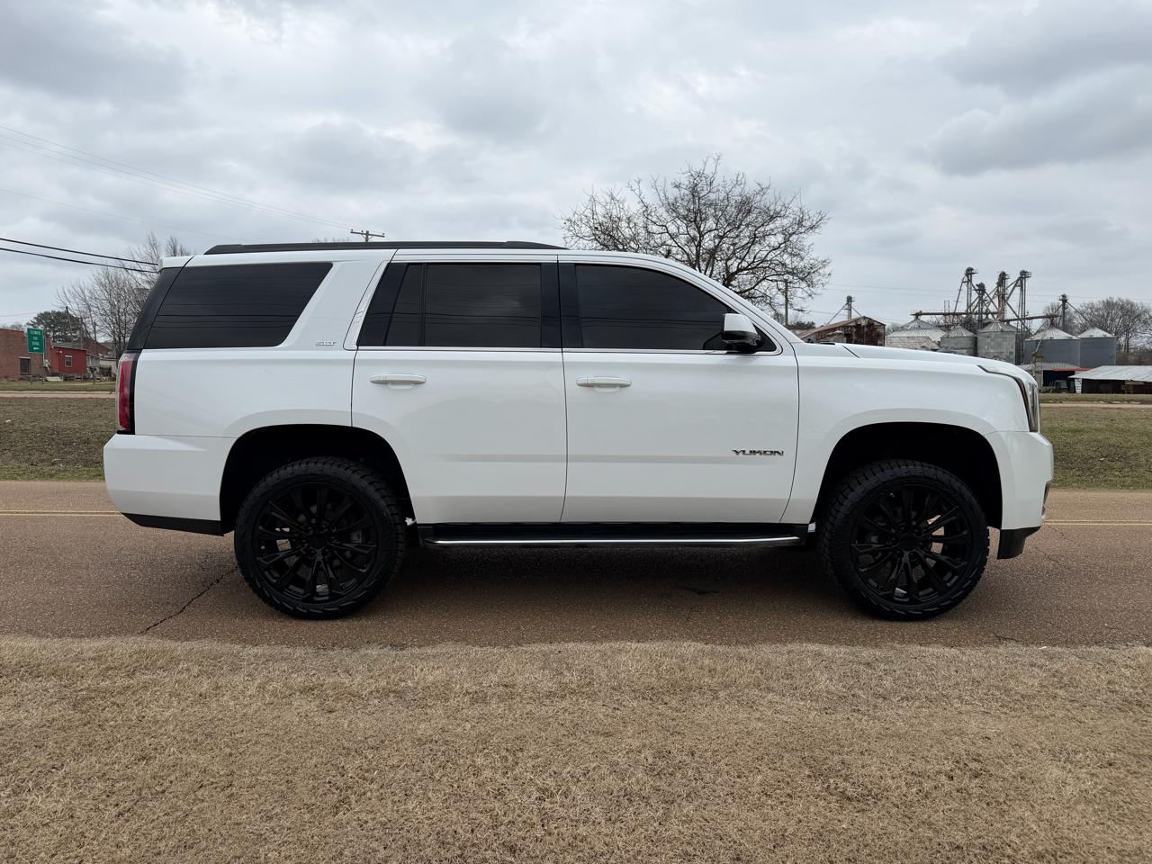 GMC Yukon 4WD 4dr SLT 2019