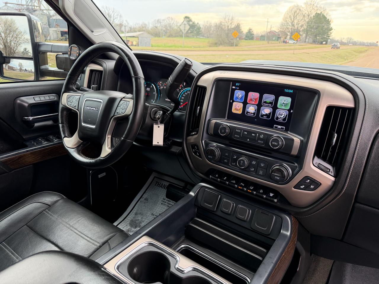 GMC Sierra 2500HD 4WD Crew Cab 153.7" Denali 2017