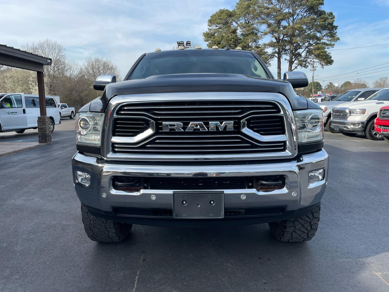RAM 3500 Laramie Longhorn 4x4 Mega Cab 6'4" Box 2018