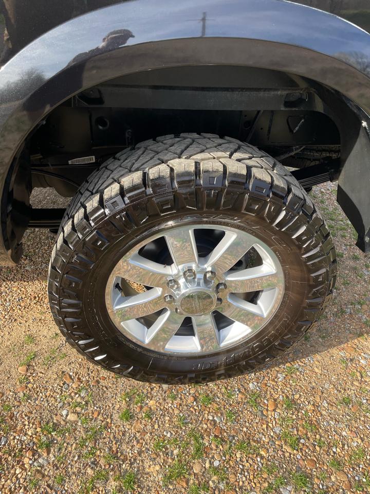 RAM 3500 Laramie Longhorn 4x4 Mega Cab 6'4" Box 2018