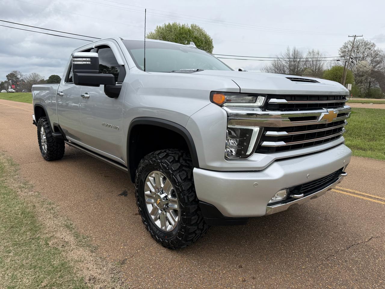 Chevrolet Silverado 2500HD 4WD Crew Cab 159" High Country 2021