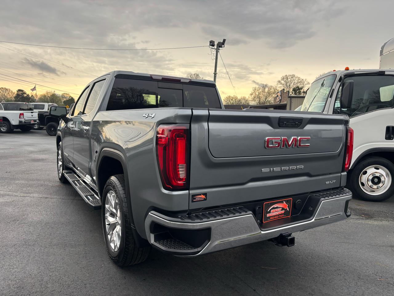 GMC Sierra 1500 4WD Crew Cab 147" SLT 2019
