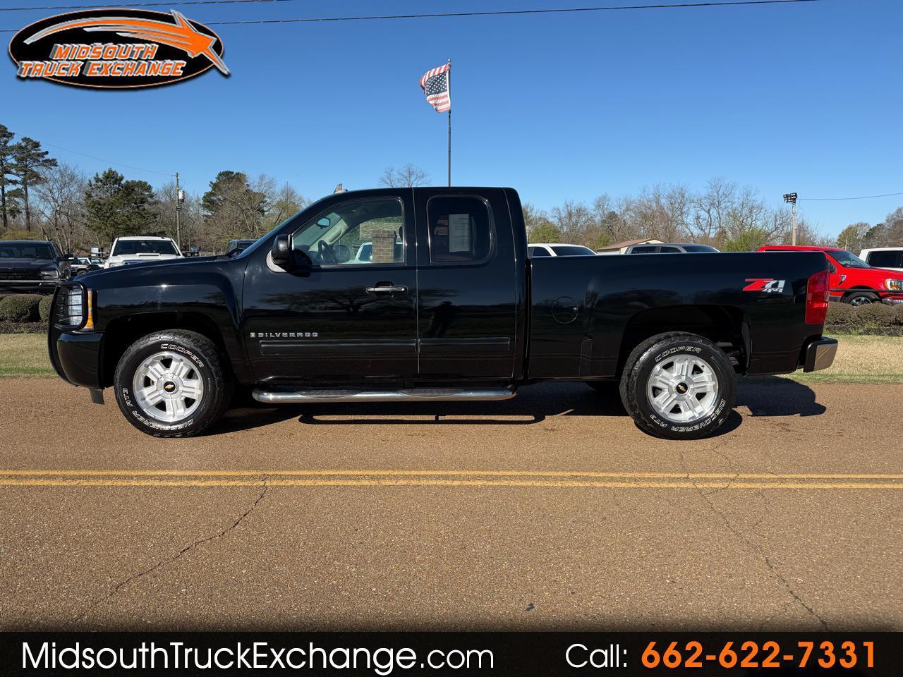 2009 Chevrolet Silverado 1500 4WD Ext Cab 143.5" LT