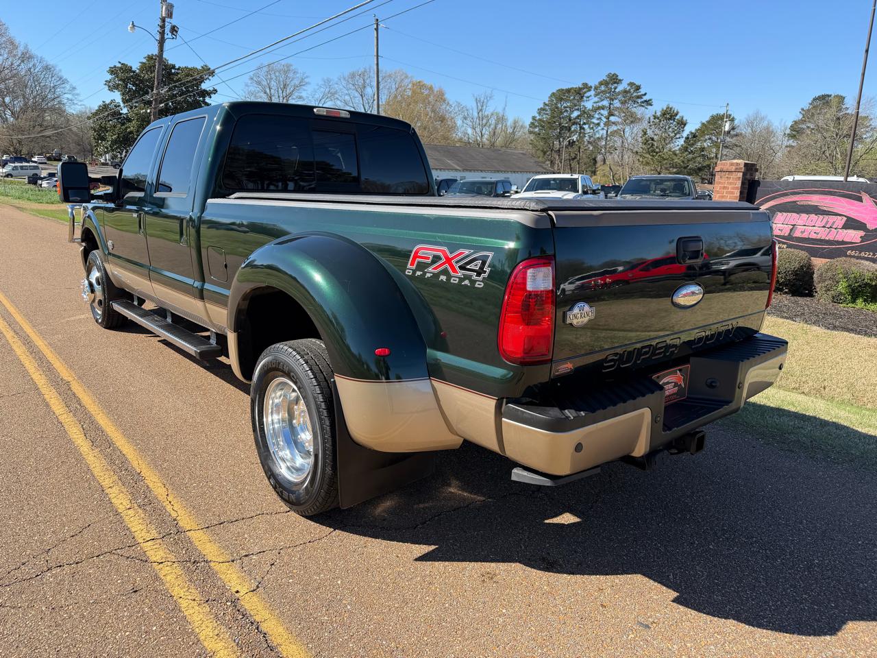 Ford Super Duty F-350 DRW 4WD Crew Cab 172" King Ranch 2012