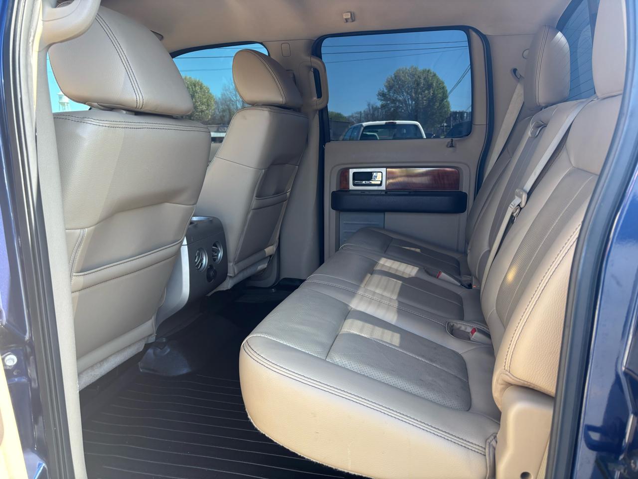 Ford F-150 4WD SuperCrew 145" Lariat 2010