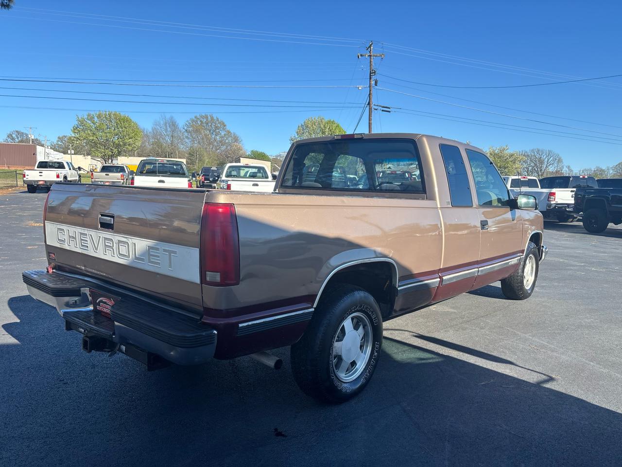 Chevrolet C/K 1500 Ext Cab 141.5" WB 1997