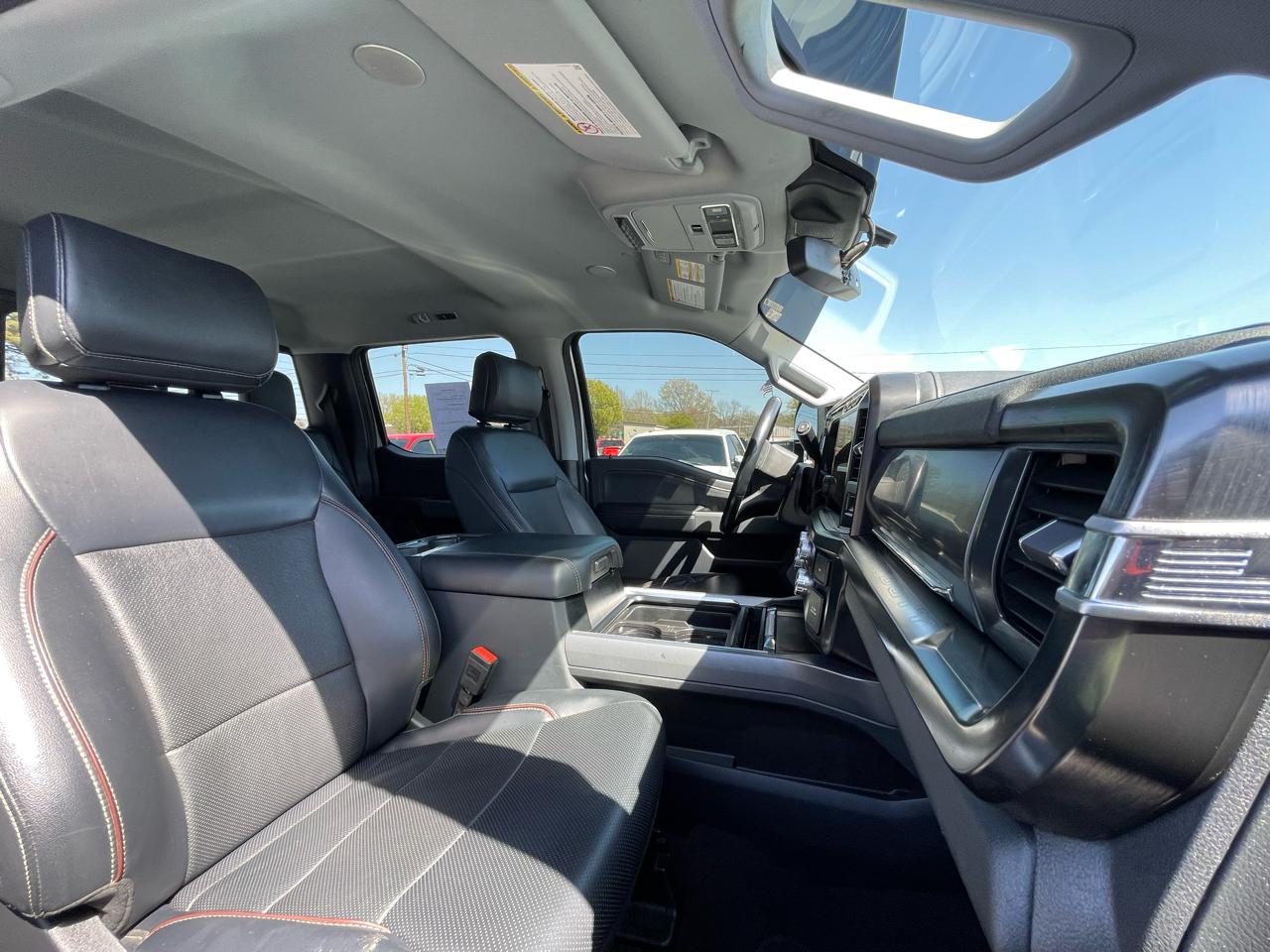 Ford Super Duty F-350 SRW Lariat 4WD Crew Cab 8' Box 2024