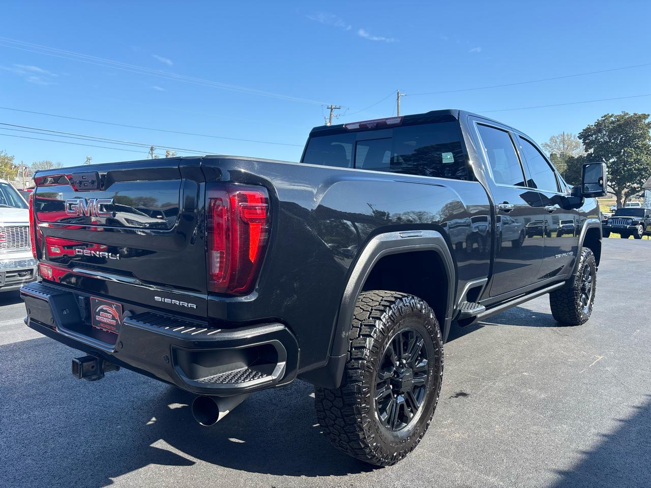 GMC Sierra 2500HD 4WD Crew Cab 159" Denali 2022