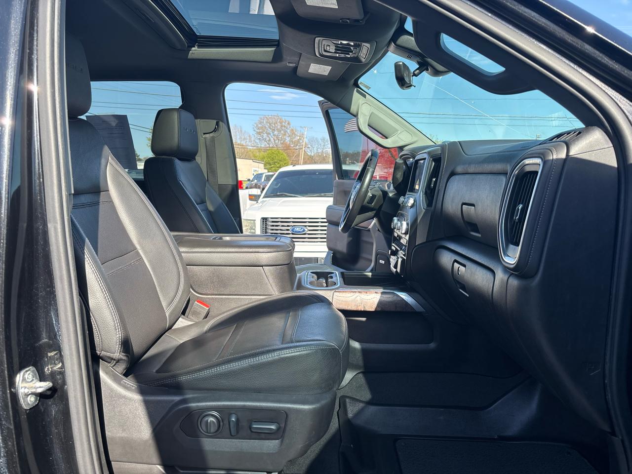 GMC Sierra 2500HD 4WD Crew Cab 159" Denali 2022