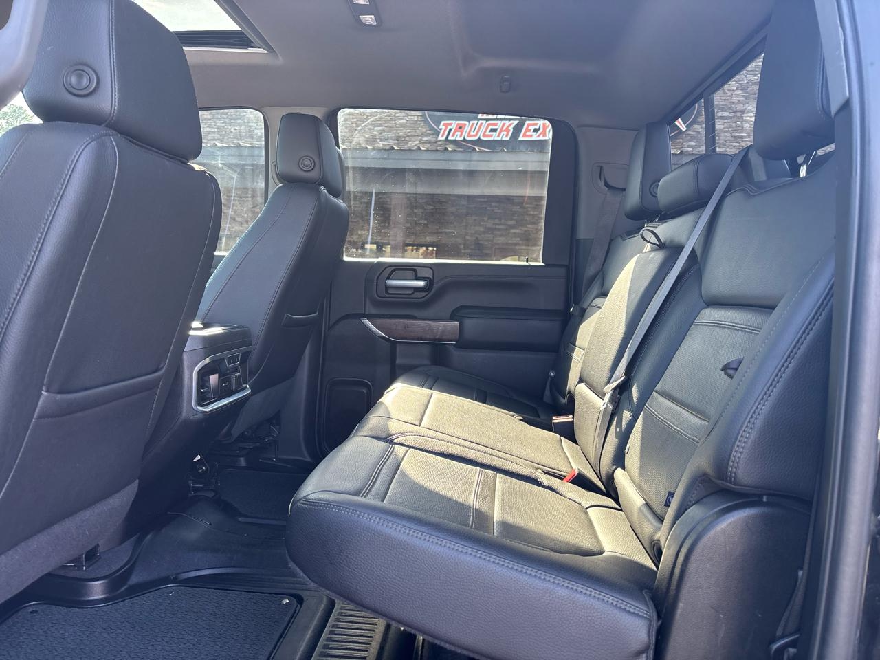 GMC Sierra 2500HD 4WD Crew Cab 159" Denali 2022