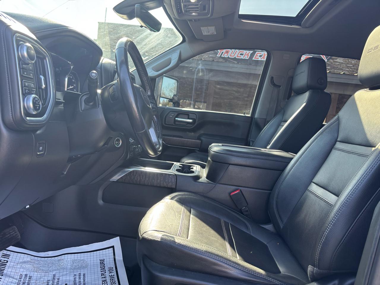 GMC Sierra 2500HD 4WD Crew Cab 159" Denali 2022