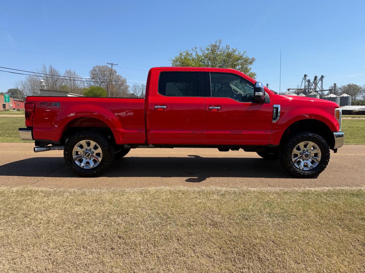 Ford Super Duty F-250 SRW Lariat 4WD Crew Cab 6.75' Box 2017