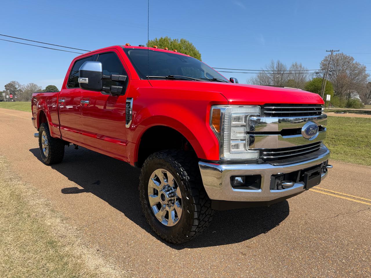 Ford Super Duty F-250 SRW Lariat 4WD Crew Cab 6.75' Box 2017