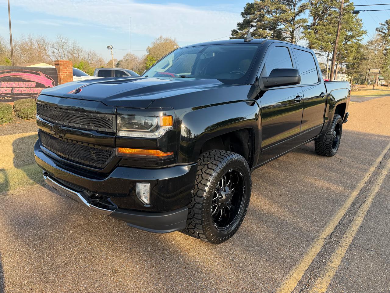 Chevrolet Silverado 1500 4WD Crew Cab 143.5" LT w/2LT 2018