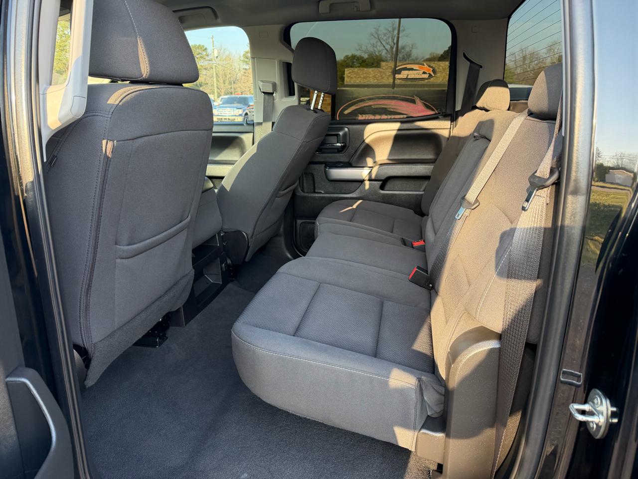 Chevrolet Silverado 1500 4WD Crew Cab 143.5" LT w/2LT 2018