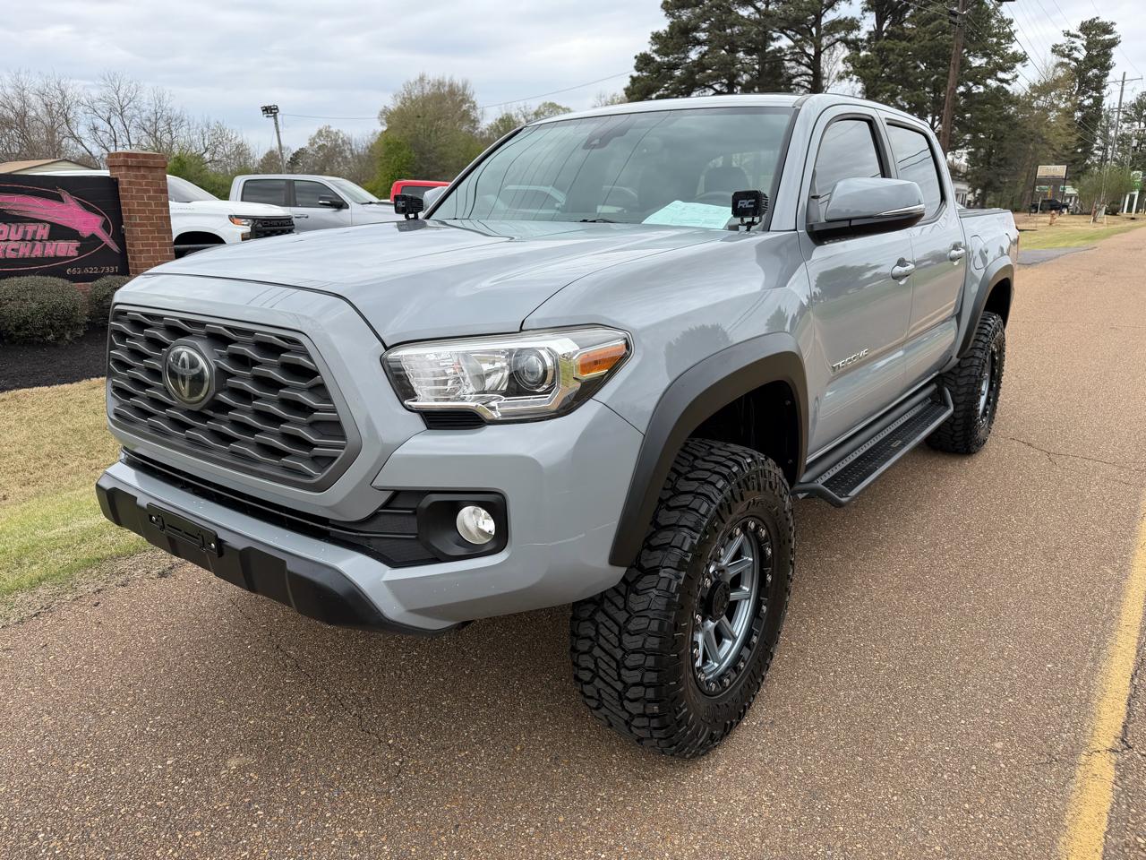 Toyota Tacoma 4WD TRD Off Road Double Cab 5' Bed V6 MT (Natl) 2020