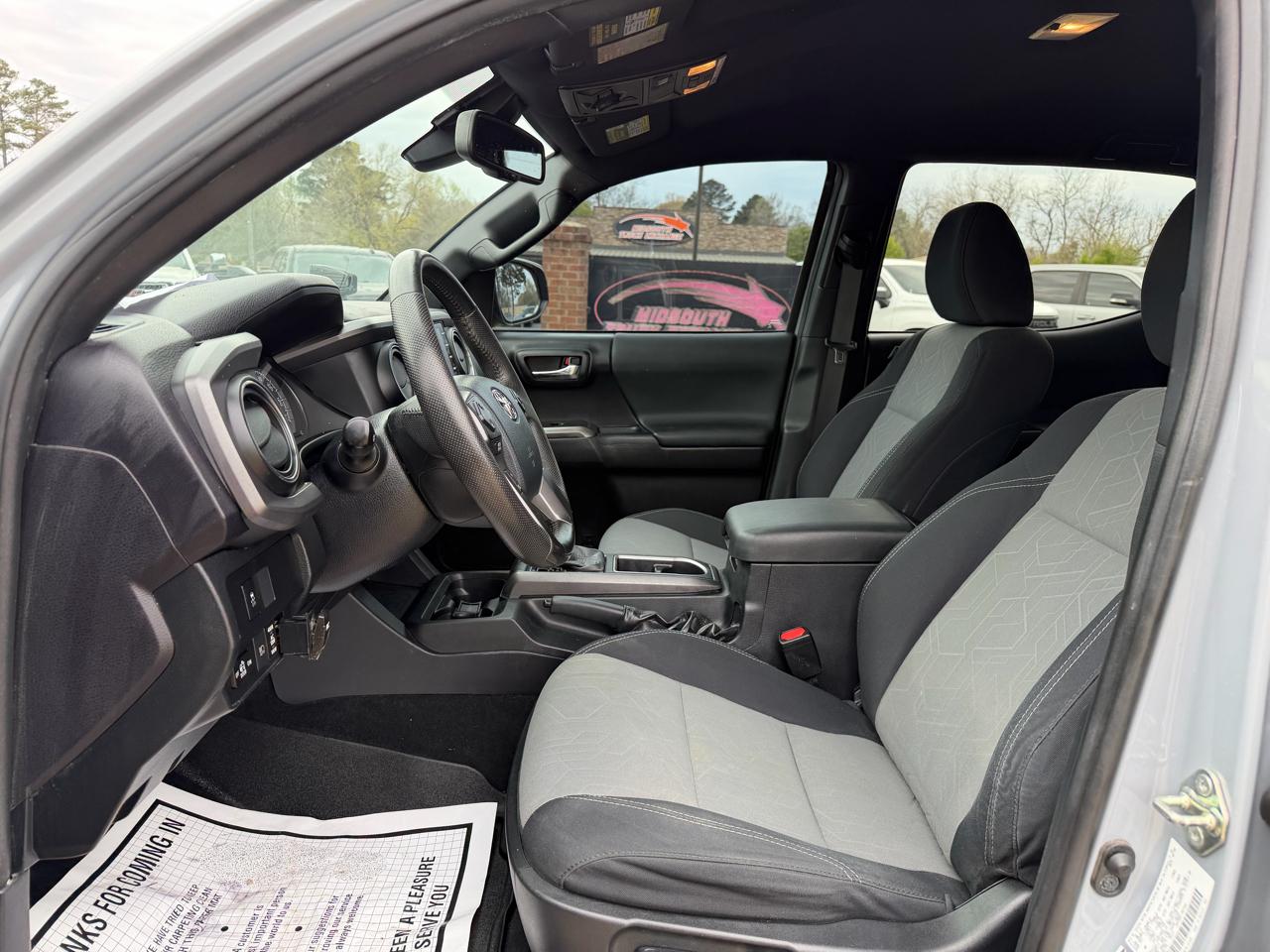 Toyota Tacoma 4WD TRD Off Road Double Cab 5' Bed V6 MT (Natl) 2020