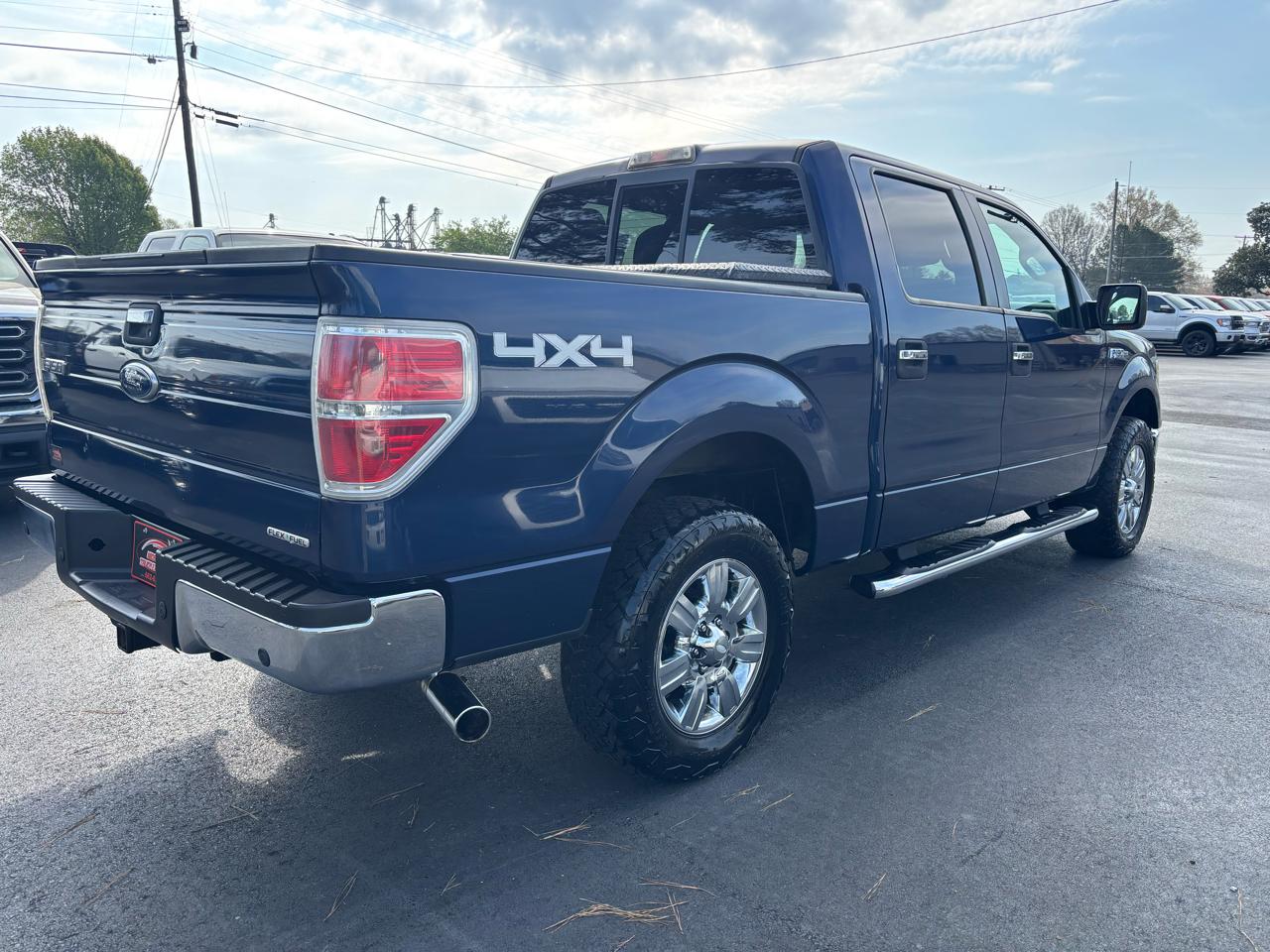 Ford F-150 4WD SuperCrew 145" XLT 2011