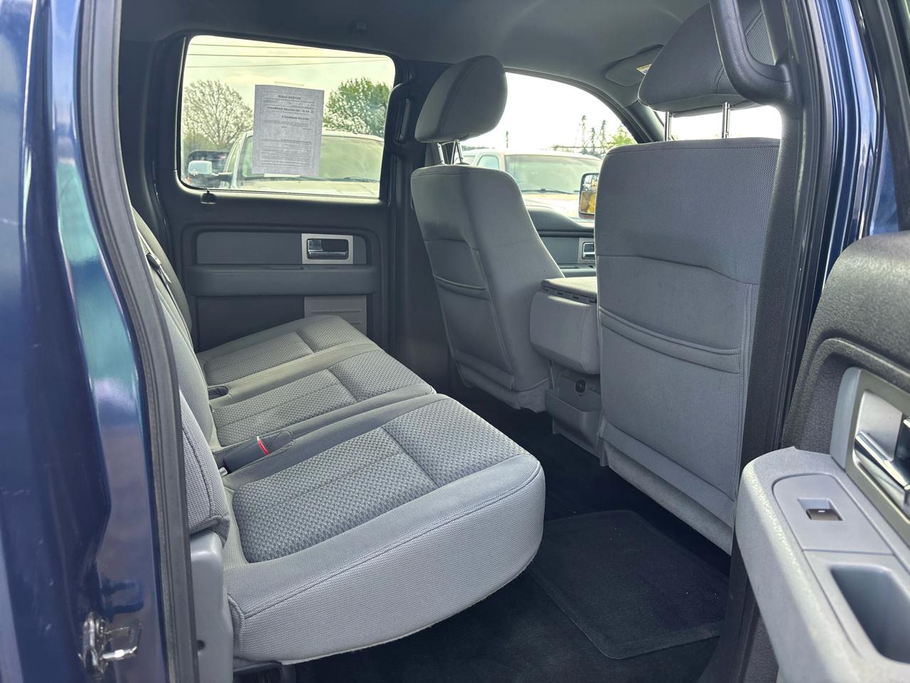 Ford F-150 4WD SuperCrew 145" XLT 2011