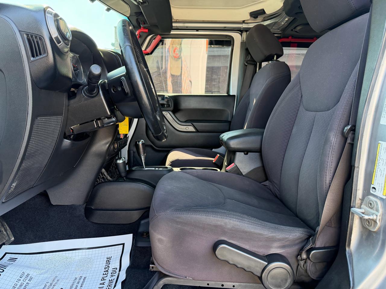 Jeep Wrangler Unlimited 4WD 4dr Sport 2013