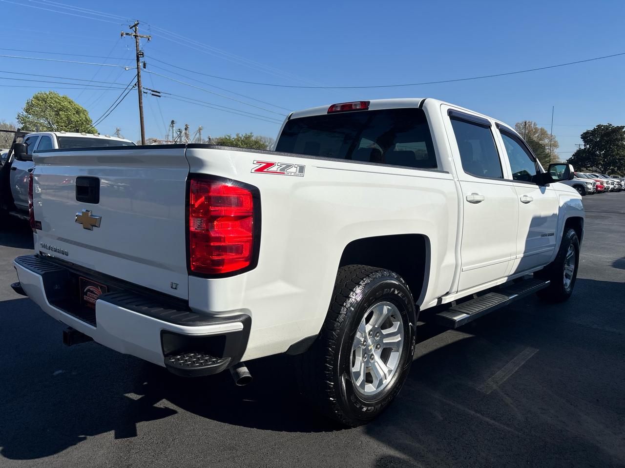 Chevrolet Silverado 1500 4WD Crew Cab 143.5" LT w/2LT 2016