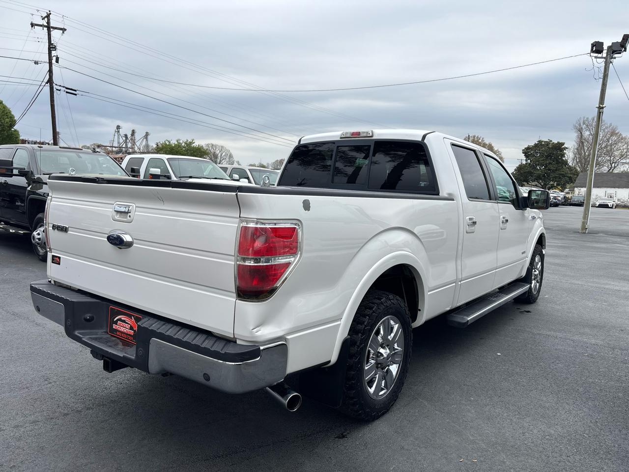 Ford F-150 2WD SuperCrew 157" Lariat 2011