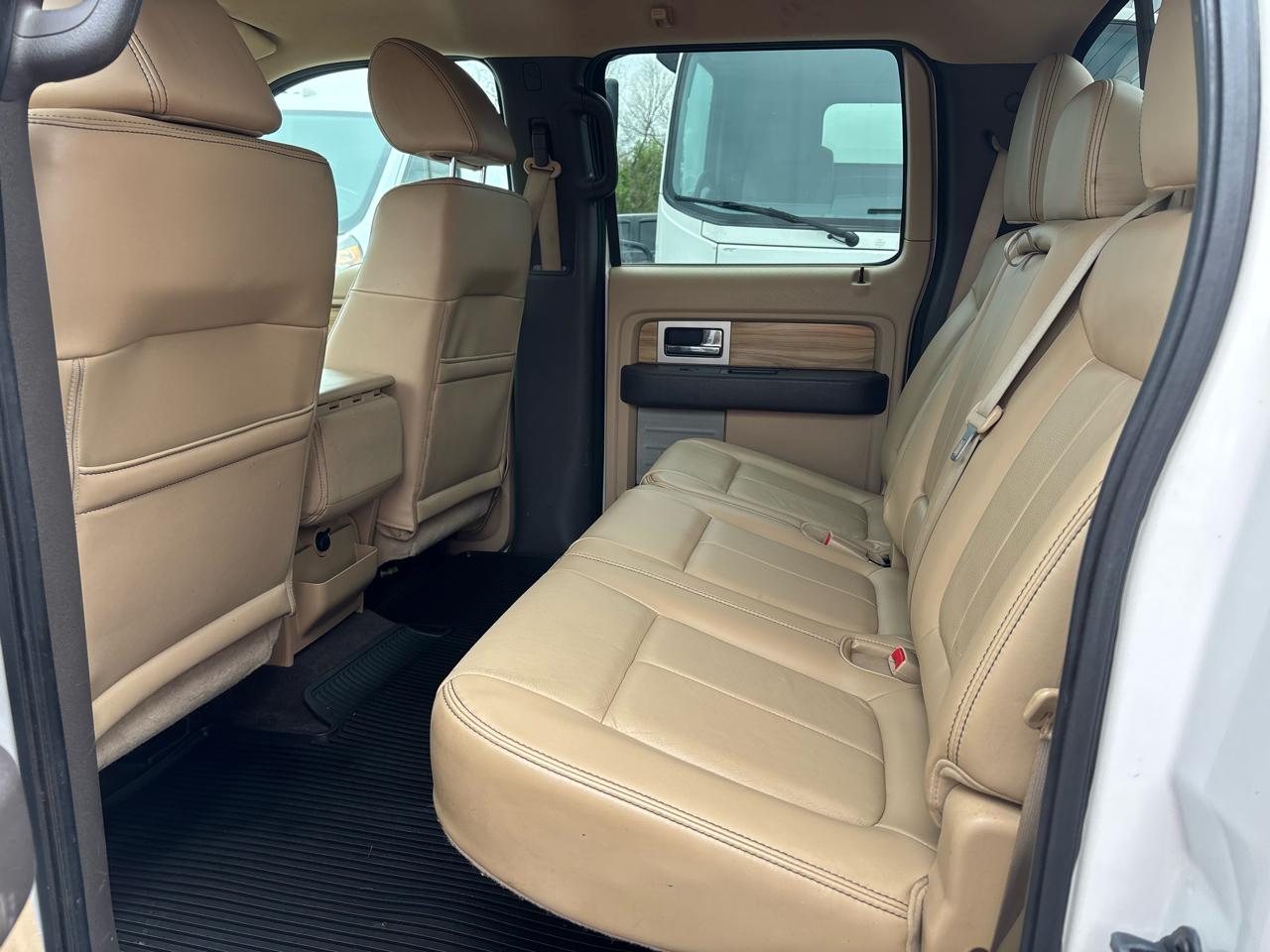 Ford F-150 2WD SuperCrew 157" Lariat 2011