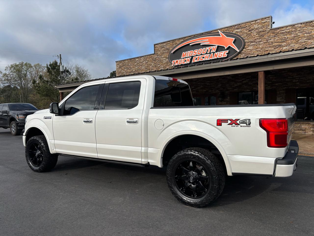 Ford F-150 Platinum 4WD SuperCrew 5.5' Box 2018