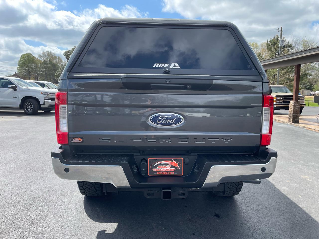 Ford Super Duty F-250 SRW Lariat 4WD Crew Cab 8' Box 2018