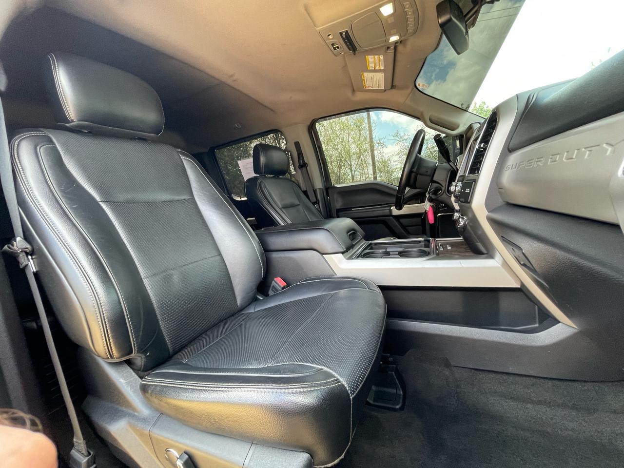 Ford Super Duty F-250 SRW Lariat 4WD Crew Cab 8' Box 2018