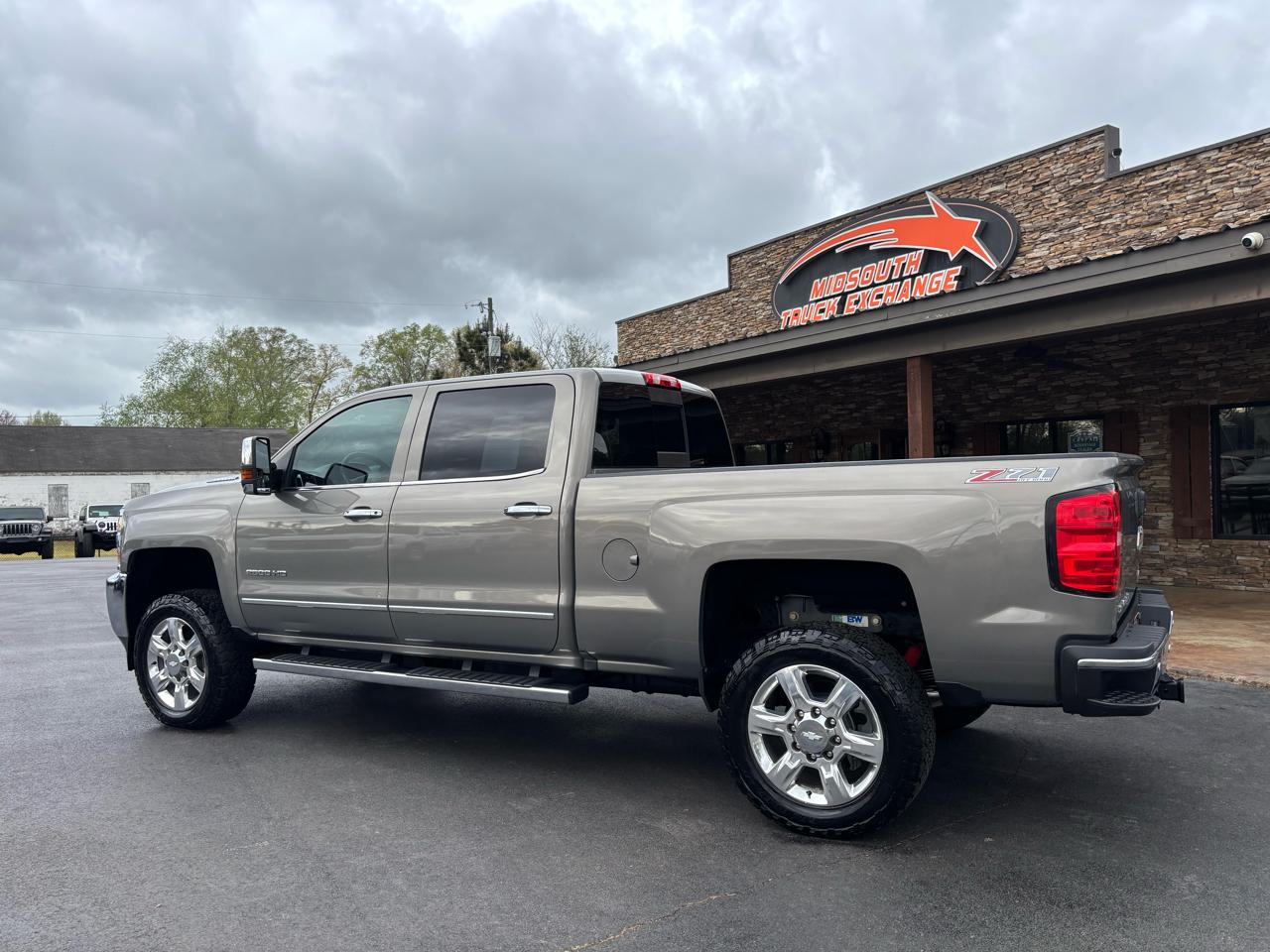 Chevrolet Silverado 2500HD 4WD Crew Cab 153.7" LTZ 2017