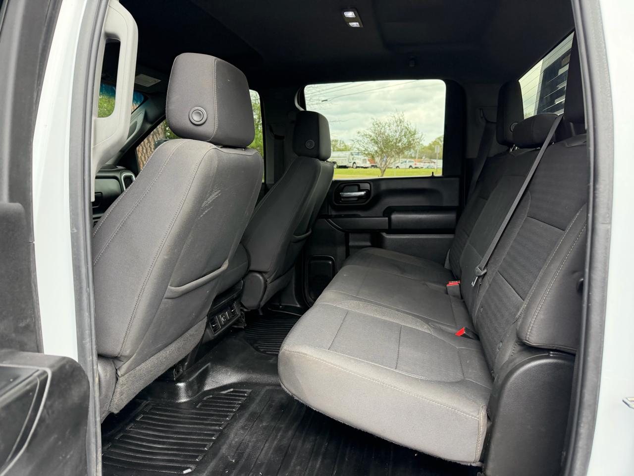 Chevrolet Silverado 3500HD CC 4WD Crew Cab 177" WB, 60" CA LT 2022