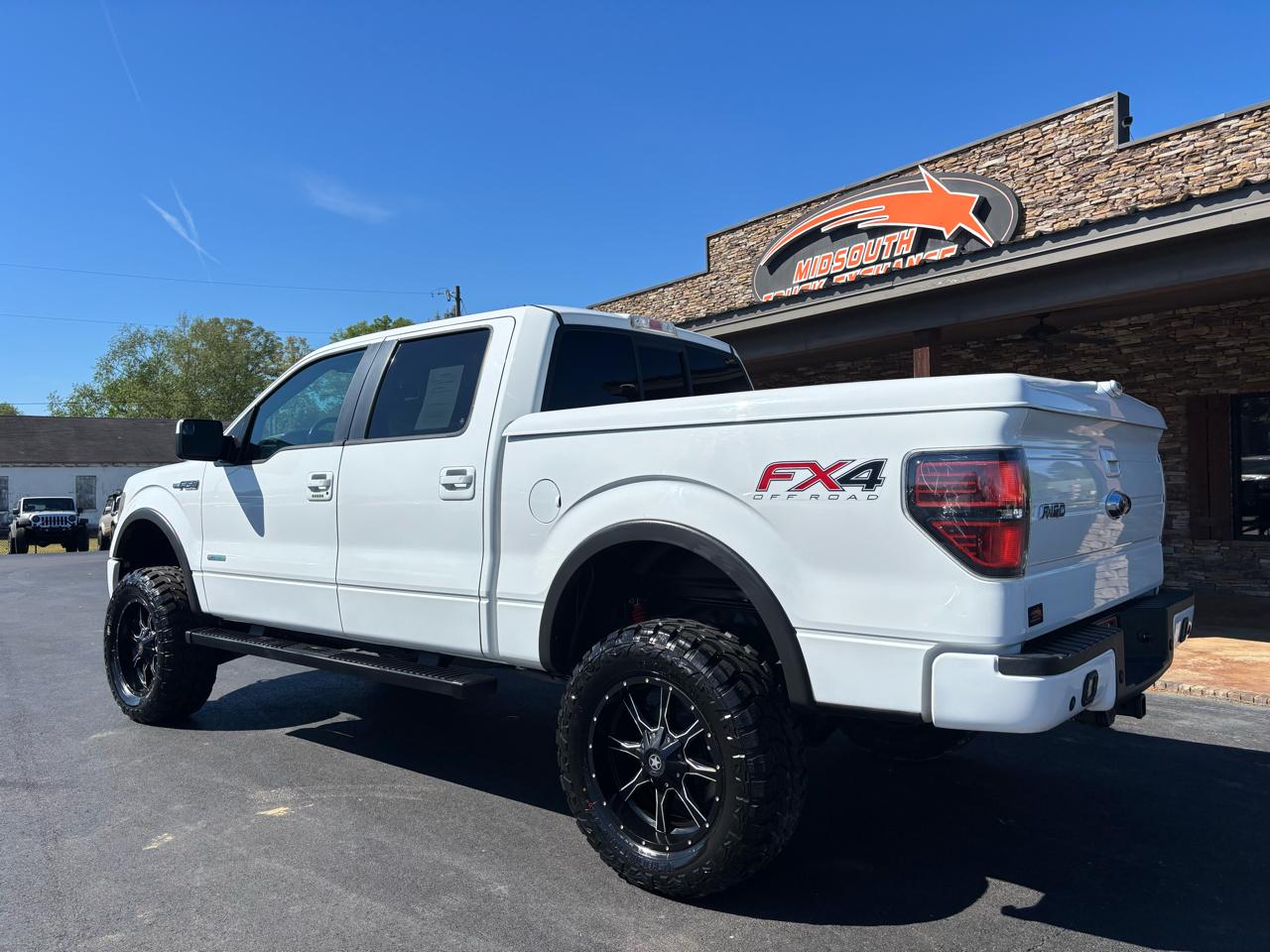 Ford F-150 4WD SuperCrew 145" Platinum 2013