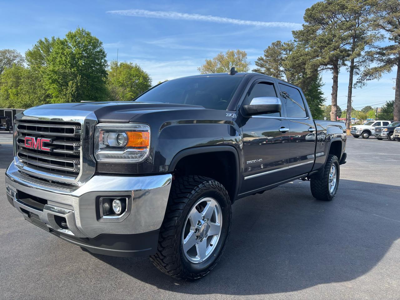 GMC Sierra 2500HD available WiFi 4WD Crew Cab 153.7" SLT 2015
