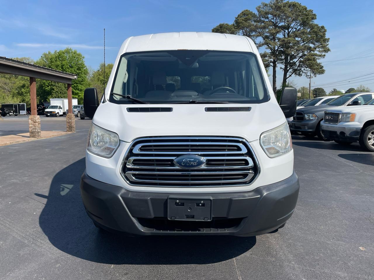 Ford Transit Wagon T-350 148" Med Roof XLT Sliding RH Dr 2017