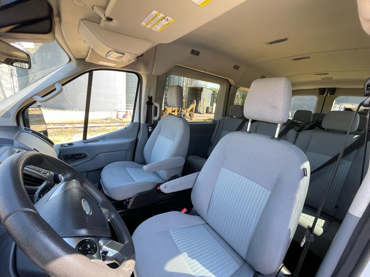 Ford Transit Wagon T-350 148" Med Roof XLT Sliding RH Dr 2017