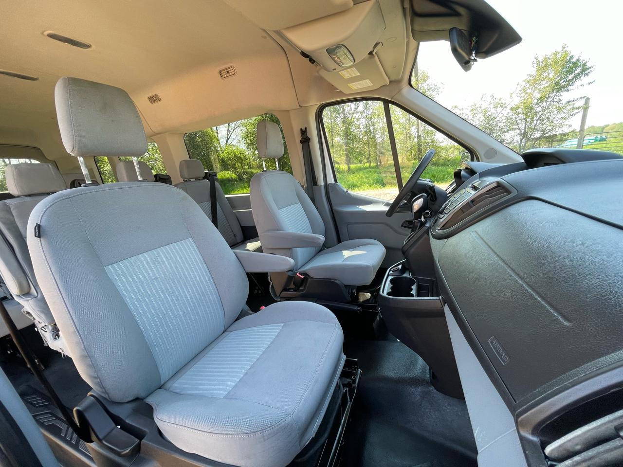 Ford Transit Wagon T-350 148" Med Roof XLT Sliding RH Dr 2017