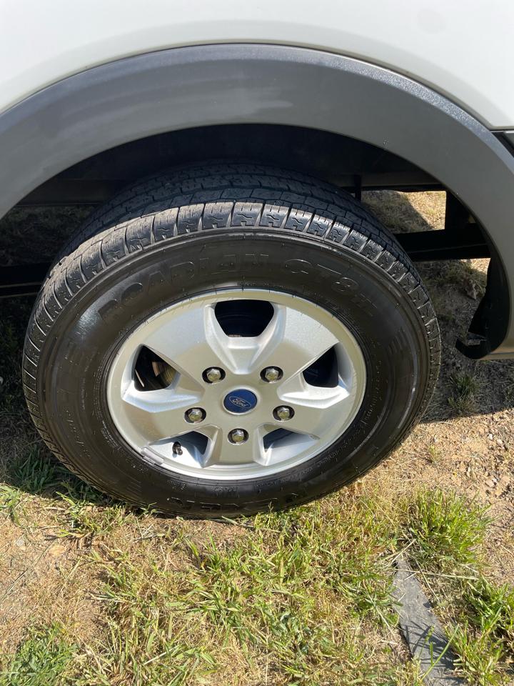 Ford Transit Wagon T-350 148" Med Roof XLT Sliding RH Dr 2017