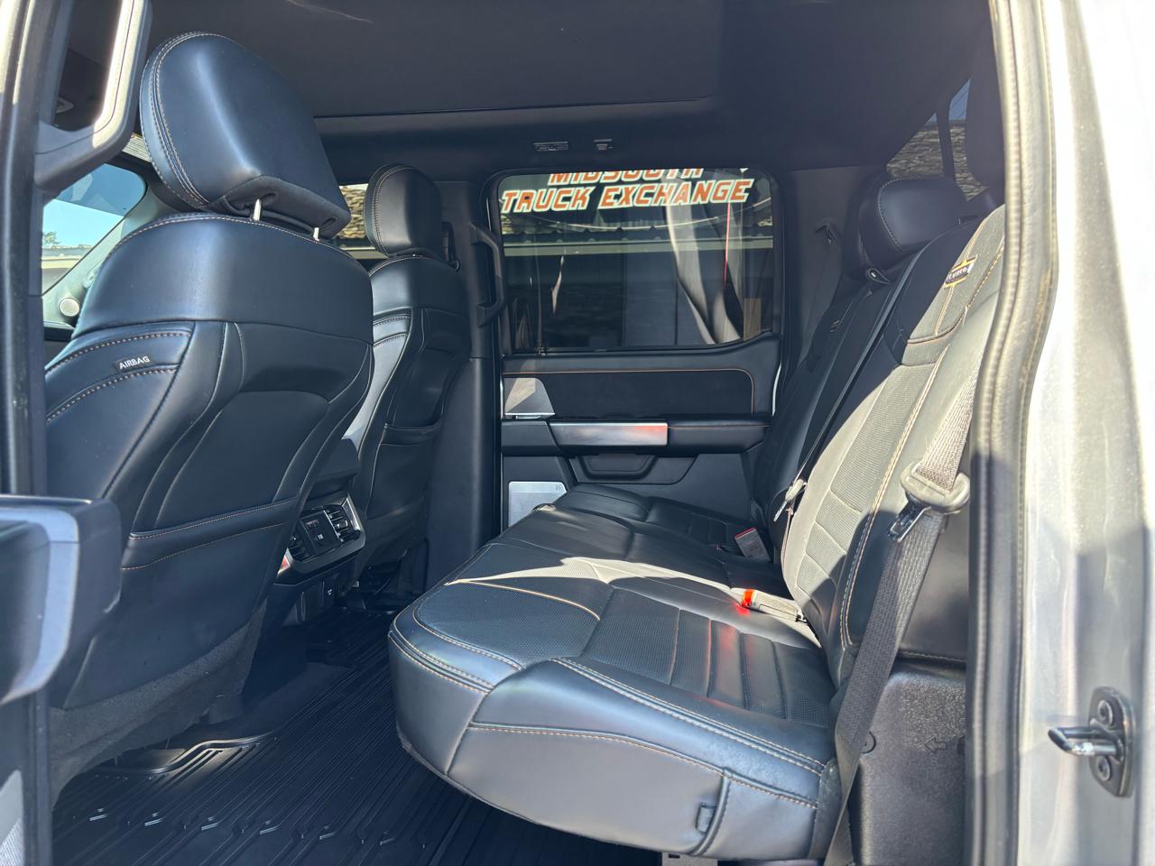 Ford Super Duty F-250 SRW Platinum 4WD Crew Cab 6.75' Box 2024