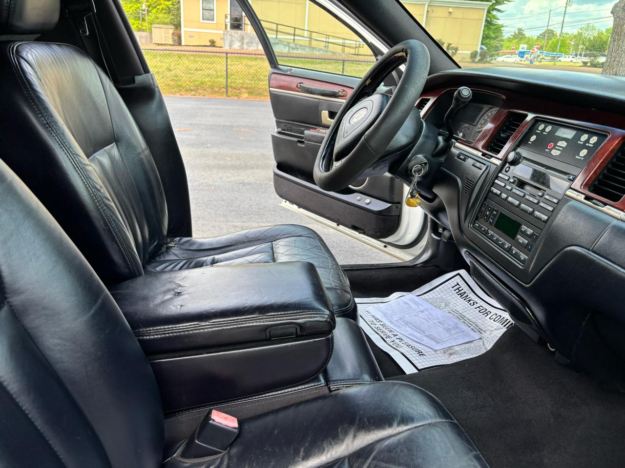 Lincoln Town Car 4dr Sdn Executive w/Limousine Pkg 2004