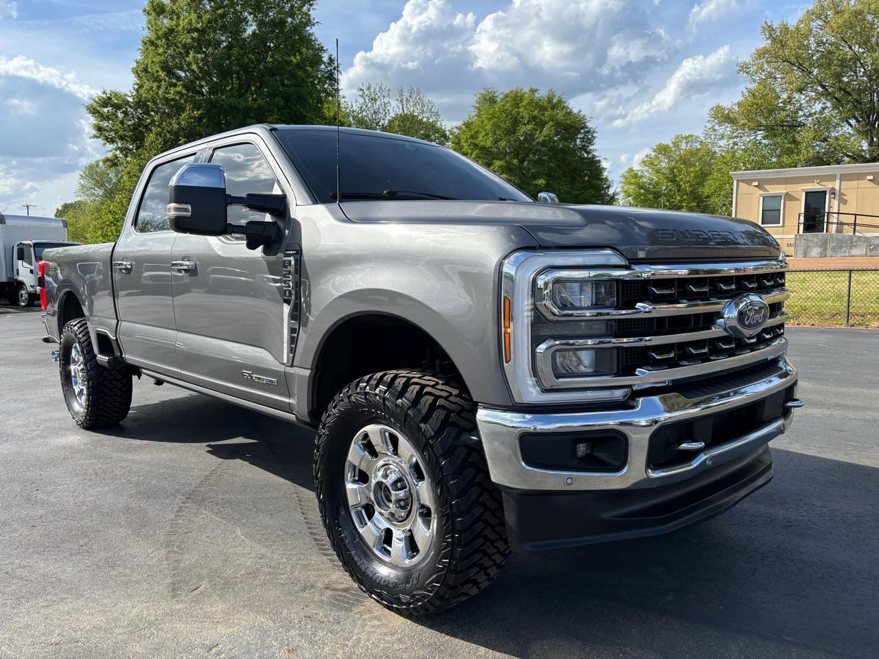 Ford Super Duty F-250 SRW Lariat 4WD Crew Cab 6.75' Box 2024