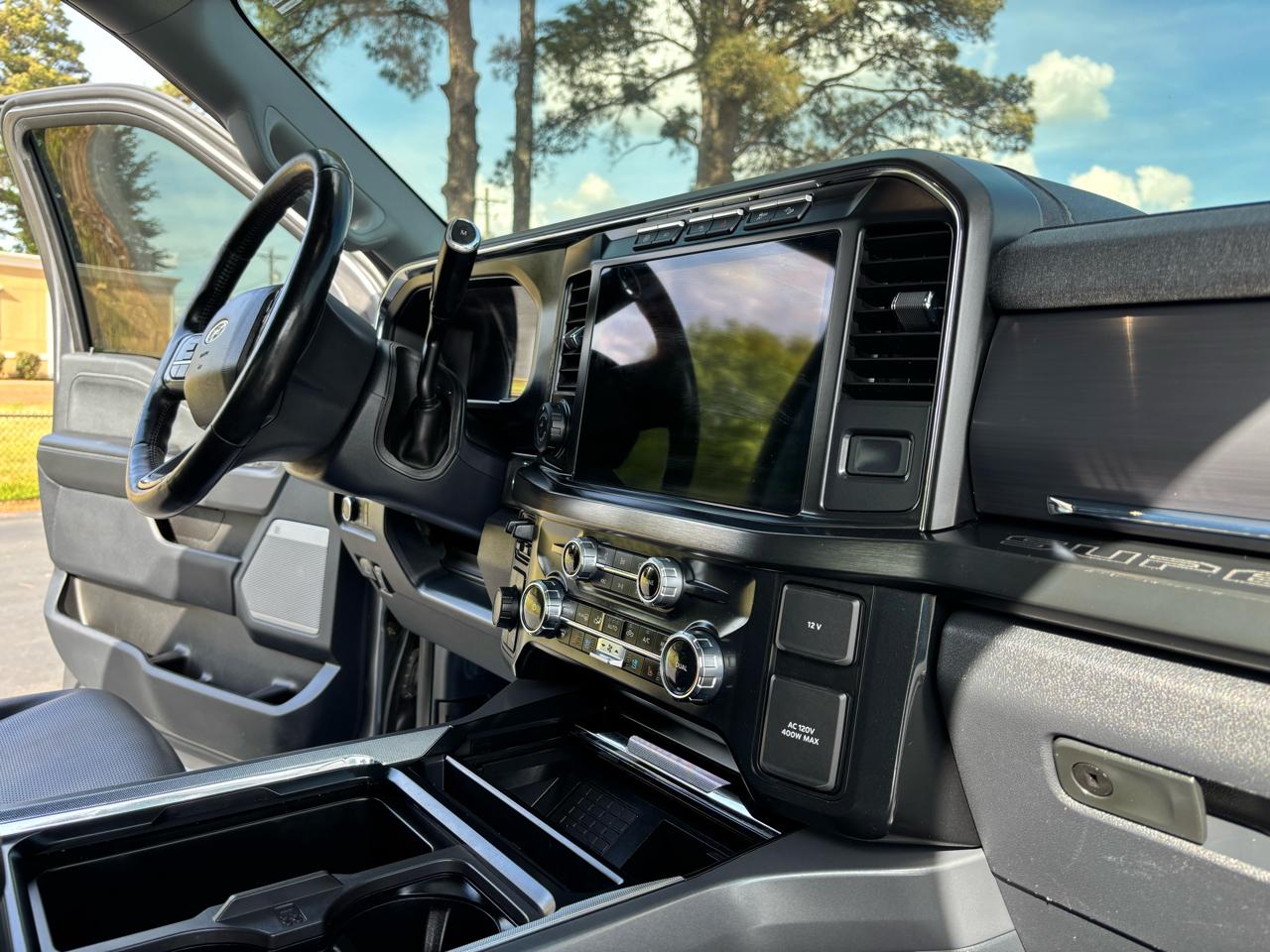 Ford Super Duty F-250 SRW Lariat 4WD Crew Cab 6.75' Box 2024