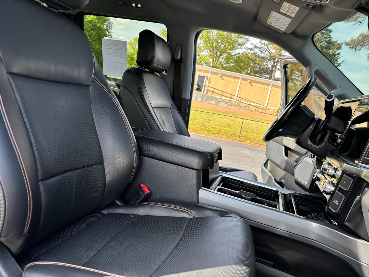 Ford Super Duty F-250 SRW Lariat 4WD Crew Cab 6.75' Box 2024