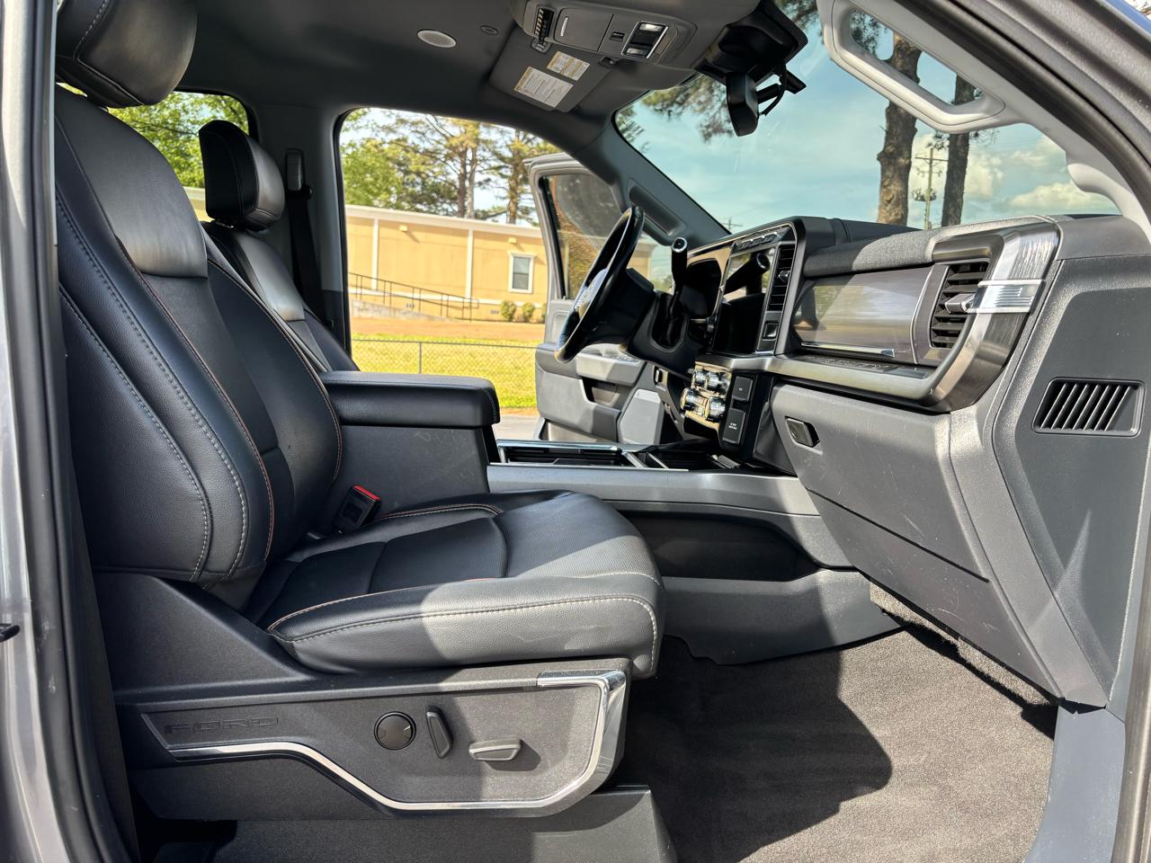 Ford Super Duty F-250 SRW Lariat 4WD Crew Cab 6.75' Box 2024