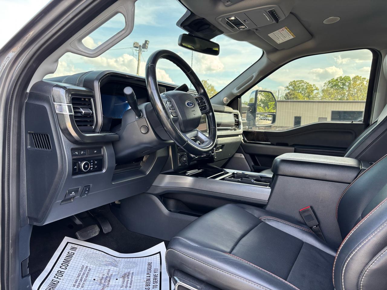 Ford Super Duty F-250 SRW Lariat 4WD Crew Cab 6.75' Box 2024