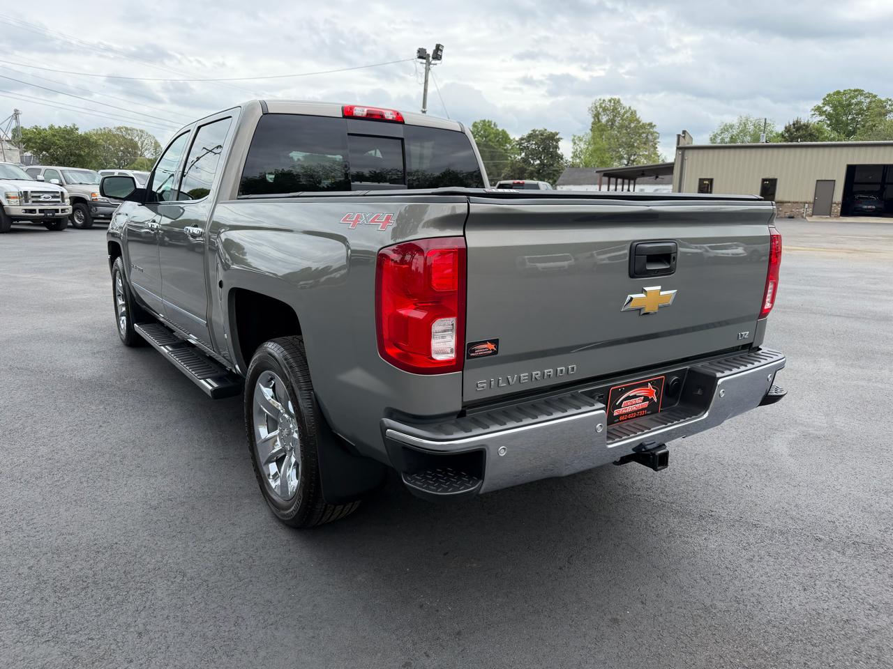 Chevrolet Silverado 1500 4WD Crew Cab 143.5" LTZ w/1LZ 2017