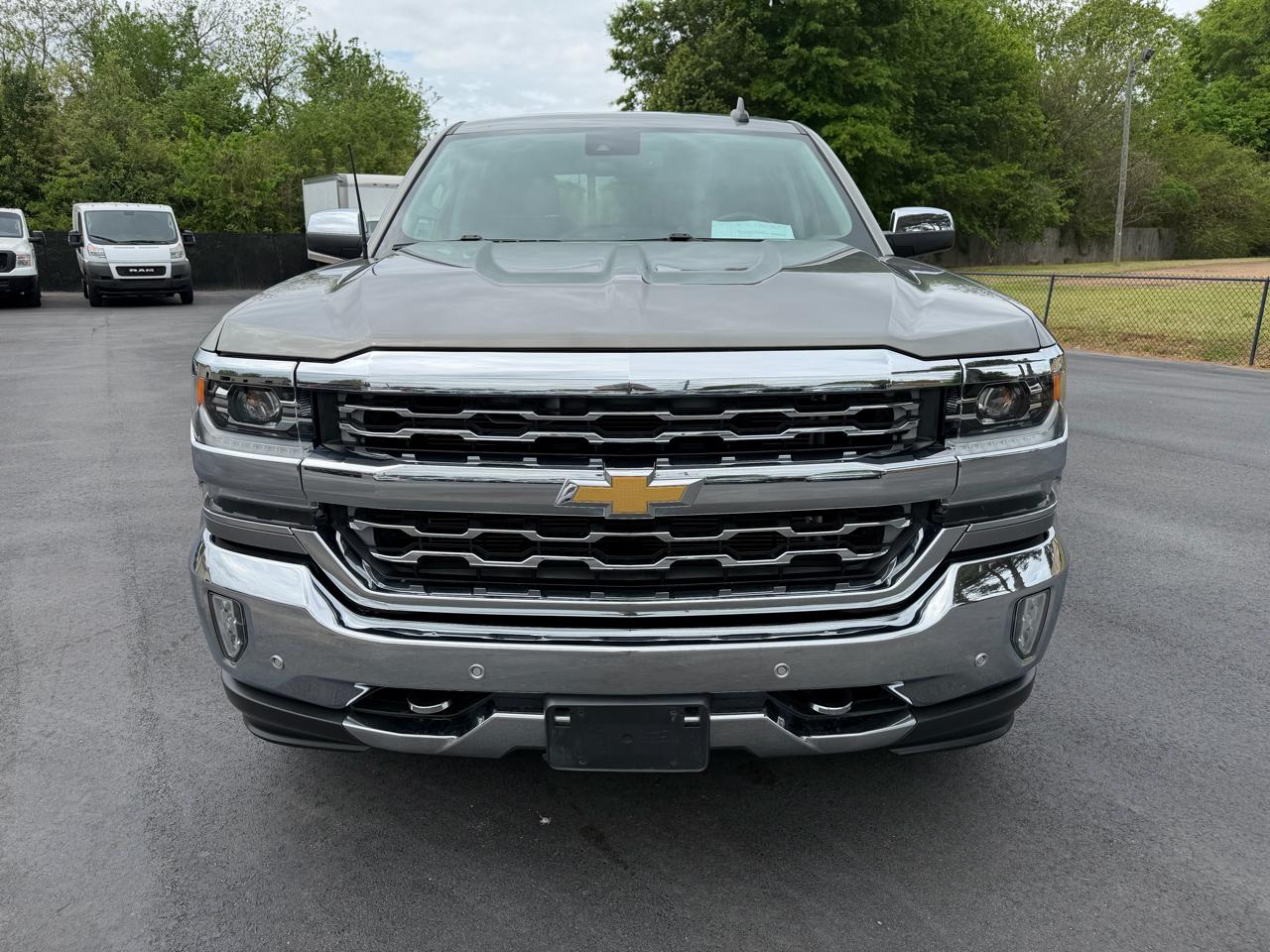 Chevrolet Silverado 1500 4WD Crew Cab 143.5" LTZ w/1LZ 2017