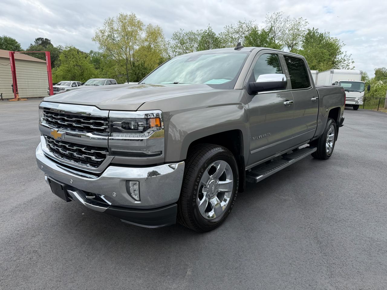 Chevrolet Silverado 1500 4WD Crew Cab 143.5" LTZ w/1LZ 2017