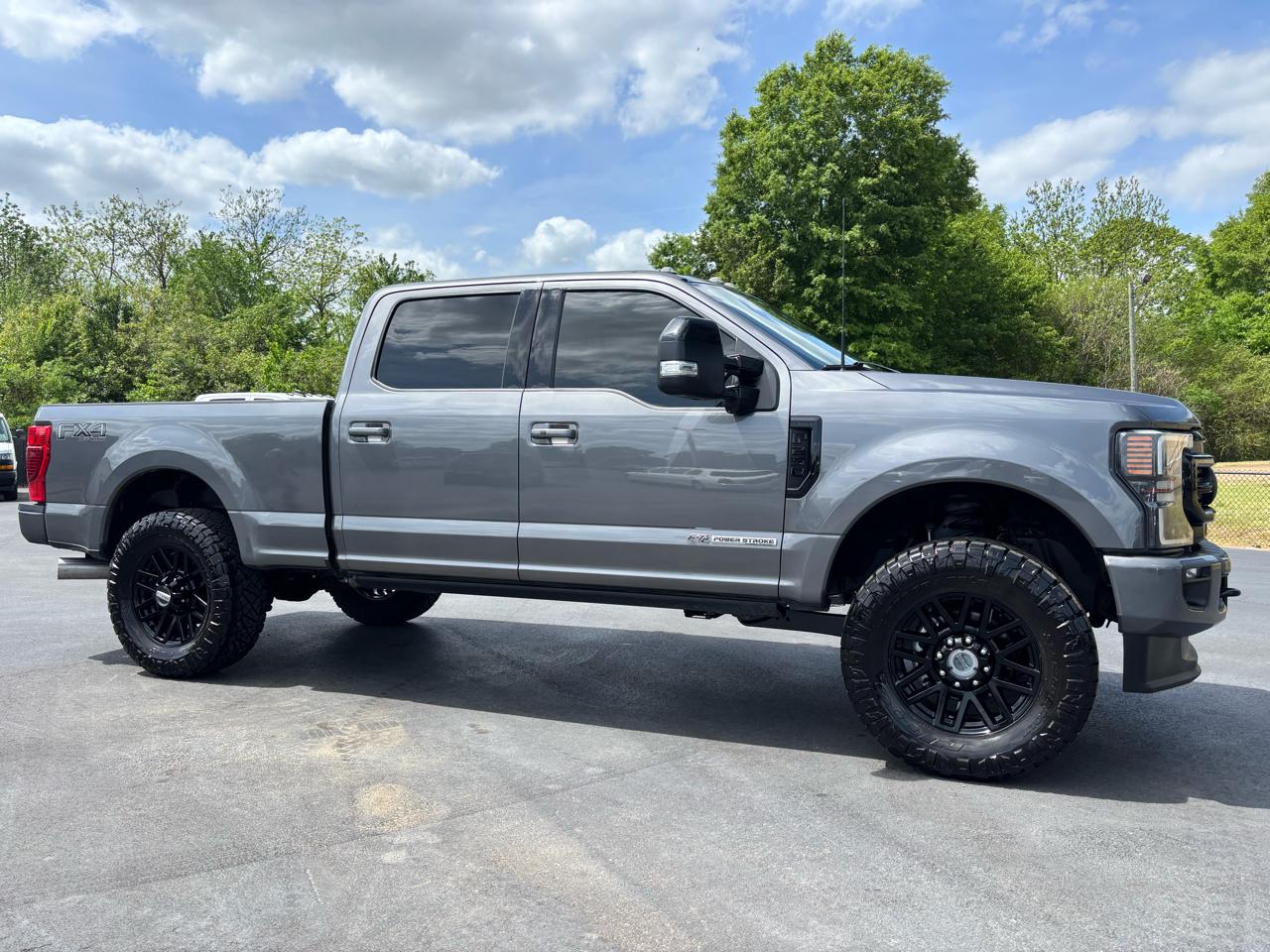 Ford Super Duty F-250 SRW Lariat 4WD Crew Cab 6.75' Box 2022