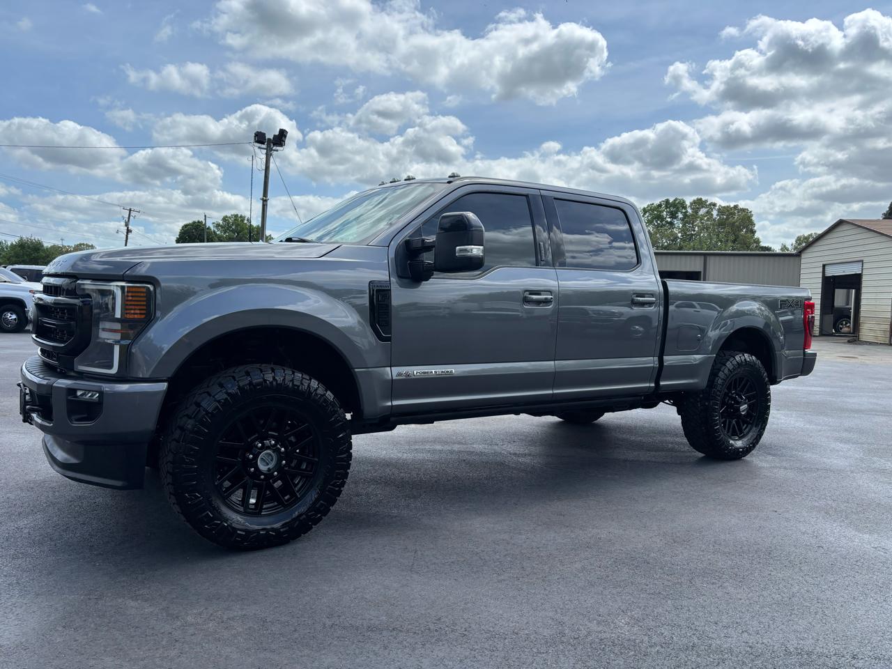 Ford Super Duty F-250 SRW Lariat 4WD Crew Cab 6.75' Box 2022